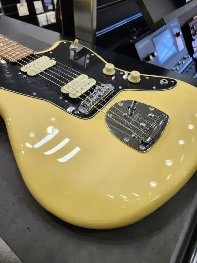 Fender - 014-6903-534 2